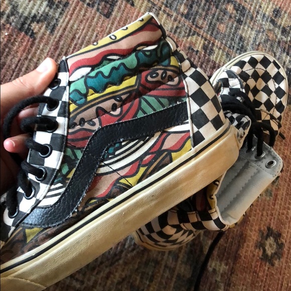 Vans Shoes - Cheeseburger hightop vans!